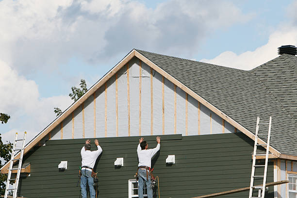 Professional Siding Contractor technician working in Madisonburg, PA